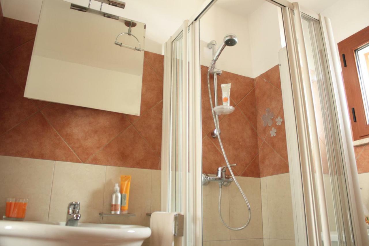 Attico Rudiae Apartment Lecce Bagian luar foto
